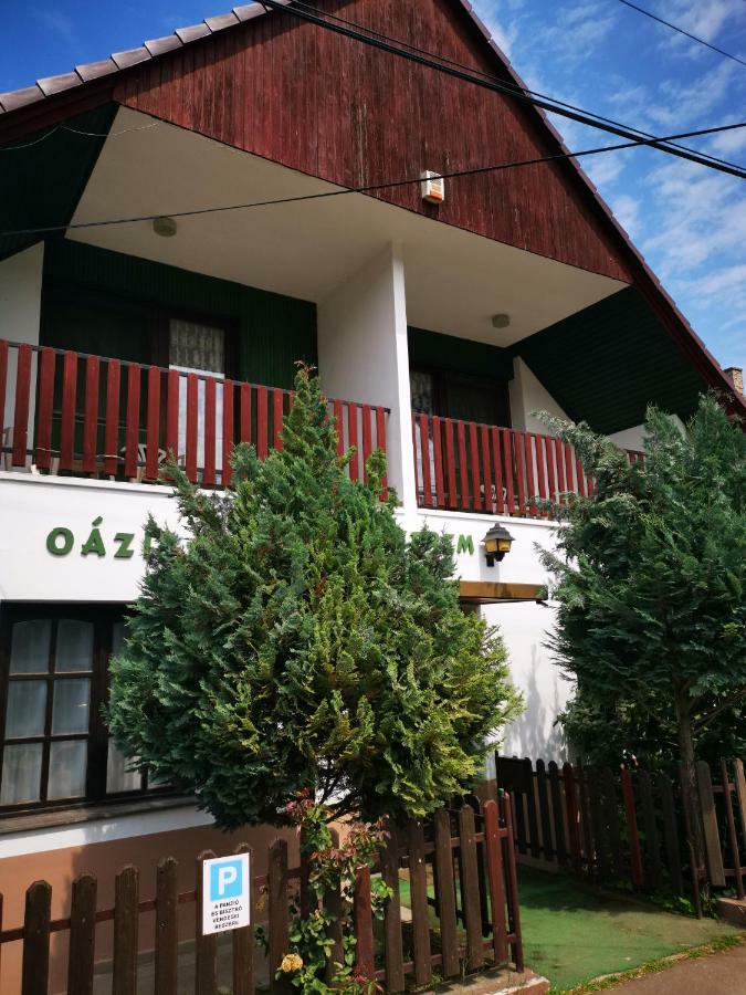 Ket Diofa Vendeghaz Hotel เฟลโชตาร์คานย์ ภายนอก รูปภาพ